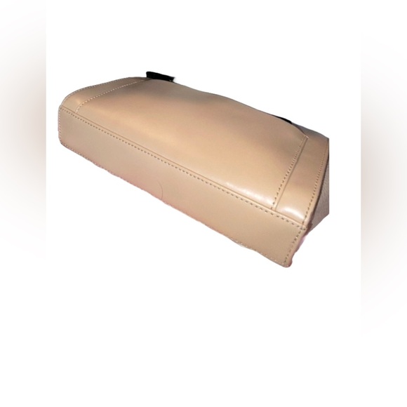 Kate Spade ♠️ Adelia Crossbody bag  NWOT - Picture 4 of 7